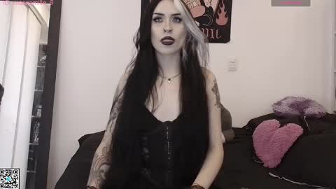 Snapshot of camille_666 chatting on October 2025 08:13:02 PM Camille online show from October 2025 08:13:02 PM