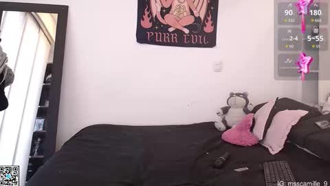 Snapshot of camille_666 chatting on November 2025 09:06:02 PM Camille online show from November 2025 09:06:02 PM