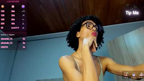 Snapshot of camille_cedrik chatting on March 2026 08:02:01 PM Camille online show from March 2026 08:02:01 PM