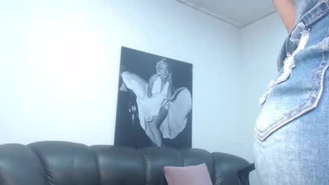 Camille online show from January 2026 09:40:02 PM