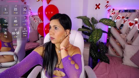 Snapshot of camille_halls chatting on February 2025 10:19:01 AM Camille online show from February 2025 10:19:01 AM