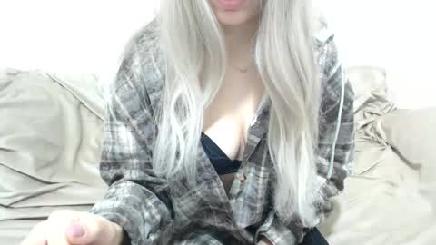 CamilleBunny online show from January 2026 03:23:01 AM