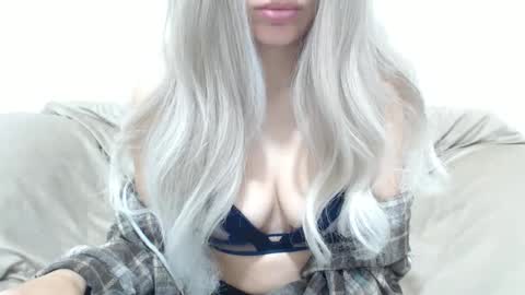 CamilleBunny online show from May 2026 03:00:02 AM
