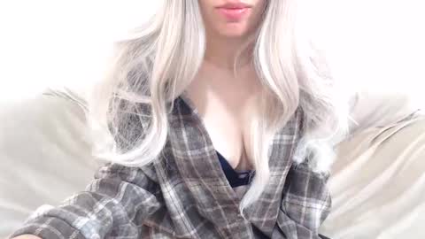 CamilleBunny online show from May 2026 03:12:01 AM