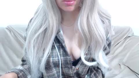 CamilleBunny online show from May 2026 03:33:02 AM