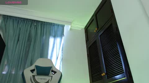 Snapshot of camilo_contre21 chatting on December 2024 09:24:01 PM camilo_contre21 online show from December 2024 09:24:01 PM