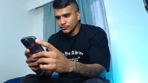 Snapshot of camilo_contre21 chatting on March 2025 09:26:02 PM camilo_contre21 online show from March 2025 09:26:02 PM