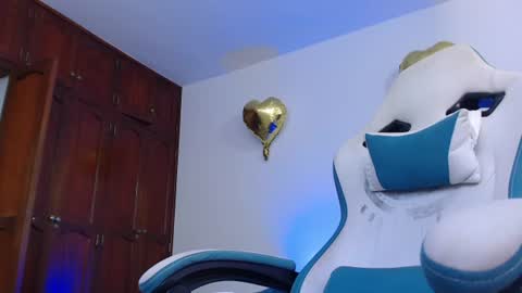 camilo_contre21 online show from June 2026 06:28:01 PM