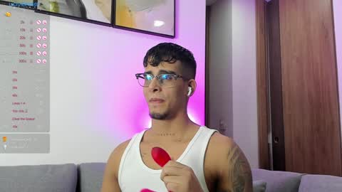   INDEPENDENT MODEL online show from January 2025 03:54:02 AM