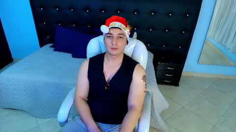 Snapshot of camilo_stark chatting on December 2024 05:23:02 PM Camilo online show from December 2024 05:23:02 PM