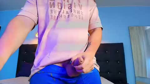 Snapshot of camilo_stark chatting on January 2025 04:16:01 PM Camilo online show from January 2025 04:16:01 PM