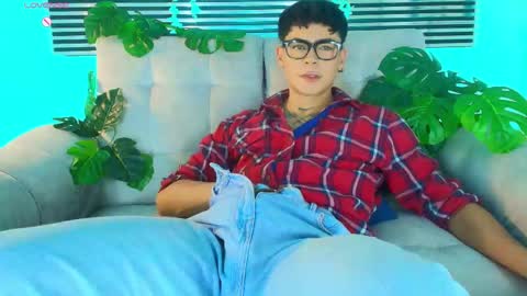 Snapshot of camilo_xcam chatting on May 2026 08:51:01 PM CAMILO online show from May 2026 08:51:01 PM