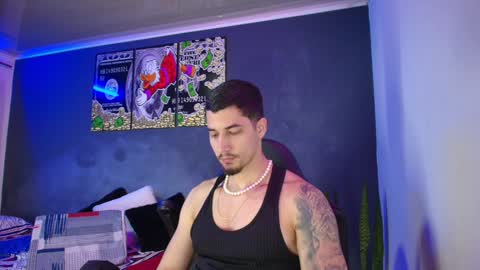 Snapshot of camiloalvarezzz3 chatting on January 2025 03:14:02 PM CAMILO online show from January 2025 03:14:02 PM