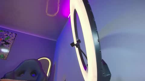 Snapshot of camiloalvarezzz3 chatting on March 2026 01:58:01 PM CAMILO online show from March 2026 01:58:01 PM