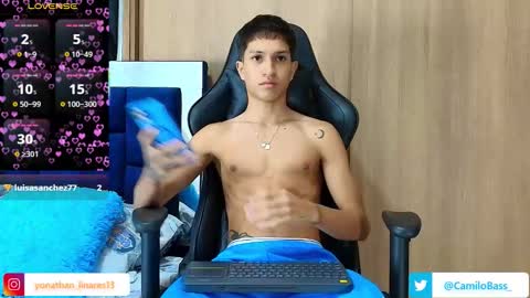 Snapshot of camilobass_ chatting on October 2025 12:02:02 AM Camilo Bass online show from October 2025 12:02:02 AM