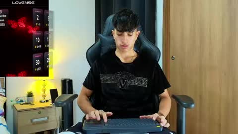 Snapshot of camilobass_ chatting on May 2026 12:49:02 AM Camilo Bass online show from May 2026 12:49:02 AM