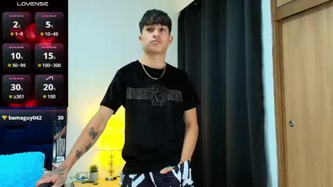 Snapshot of camilobass_ chatting on May 2026 01:56:01 AM Camilo Bass online show from May 2026 01:56:01 AM