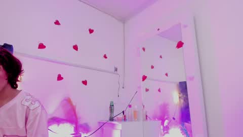 Snapshot of camilodoumit chatting on February 2025 08:32:02 AM CamiloDoumit online show from February 2025 08:32:02 AM