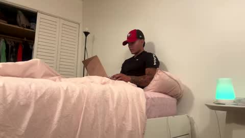 Snapshot of camilooo_cb chatting on November 2025 04:11:02 AM camilooo_cb online show from November 2025 04:11:02 AM