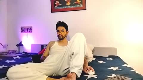 Snapshot of camilosaennz chatting on March 2026 05:21:02 AM camilo online show from March 2026 05:21:02 AM