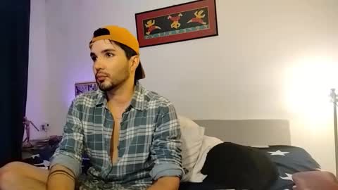 Snapshot of camilosaennz chatting on March 2026 01:39:02 AM camilo online show from March 2026 01:39:02 AM