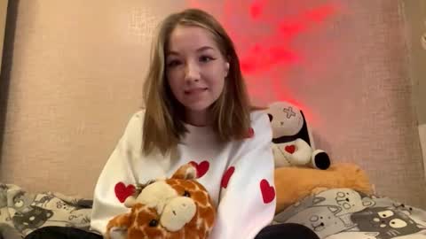 Snapshot of camimartinis chatting on September 2025 10:59:02 AM Milana Stone online show from September 2025 10:59:02 AM
