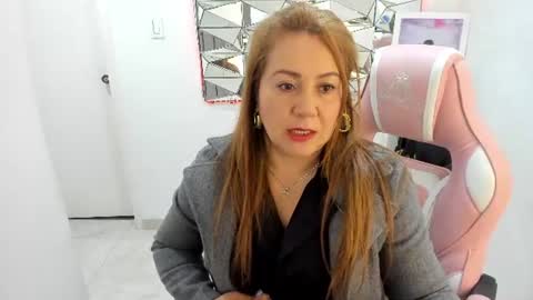 camixxx_m online show from June 2026 10:57:02 AM