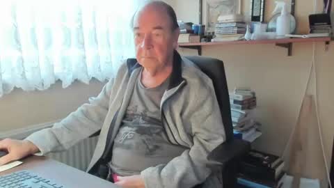 Cammee online show from December 2024 10:08:02 AM