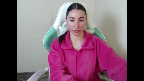 cammila horn online show from April 2026 05:32:02 AM