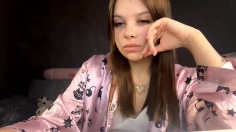 Snapshot of cammyalquicira chatting on September 2025 03:15:01 PM Vicky online show from September 2025 03:15:01 PM