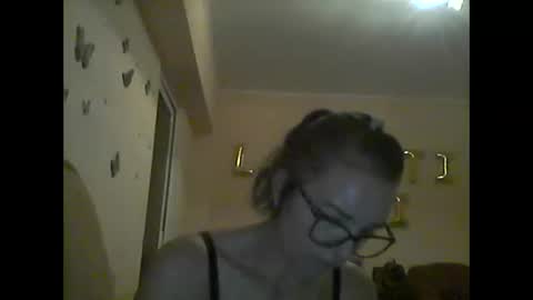 Cammy online show from October 2025 06:25:02 PM