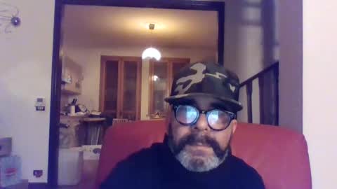 Snapshot of camomilla72 chatting on February 2025 11:01:01 PM Cristian online show from February 2025 11:01:01 PM