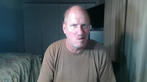 Snapshot of cams_crazy chatting on October 2025 06:09:01 AM cams_crazy online show from October 2025 06:09:01 AM