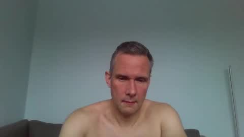 Snapshot of camslave74xx chatting on January 2025 10:43:02 AM camslave74xx online show from January 2025 10:43:02 AM