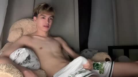 Ethan online show from May 2026 09:49:01 AM