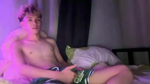 Ethan online show from May 2026 06:05:02 PM