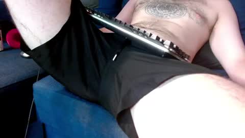 Snapshot of camzlut4u chatting on July 2026 01:12:02 AM mark the Slut online show from July 2026 01:12:02 AM