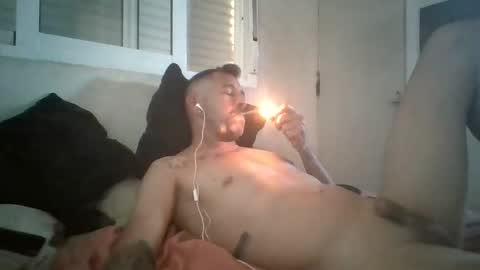 Snapshot of canary_braun chatting on October 2025 08:12:01 AM canary_braun online show from October 2025 08:12:01 AM