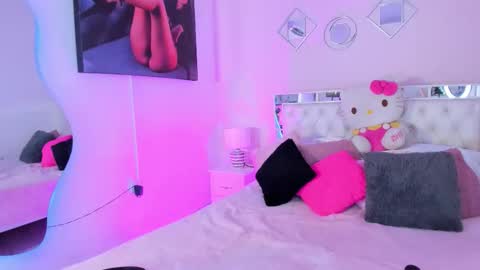  Candace  online show from November 2025 08:55:01 PM