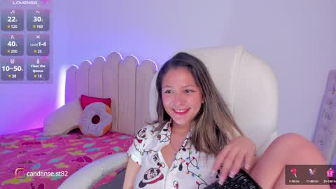 Snapshot of candase_ chatting on December 2024 10:42:01 PM Candase online show from December 2024 10:42:01 PM