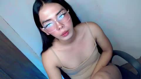 Snapshot of candi_blows chatting on October 2025 04:46:01 AM Candi online show from October 2025 04:46:01 AM