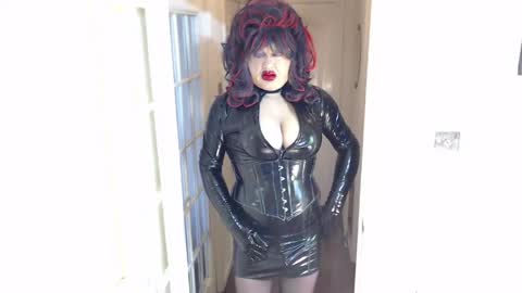 candi smokes online show from April 2026 01:17:01 PM