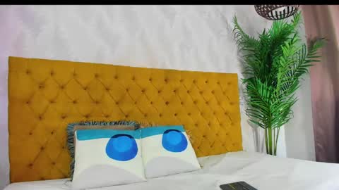 Snapshot of candise_oconnor chatting on September 2025 05:18:02 AM candise online show from September 2025 05:18:02 AM