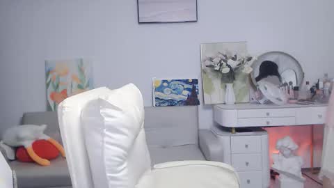 candy8998 online show from October 2025 10:27:02 AM