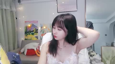 candy8998 online show from May 2026 02:41:01 AM