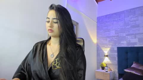 Snapshot of candy__sweetxxx chatting on December 2024 01:54:02 PM Candy Sweet online show from December 2024 01:54:02 PM
