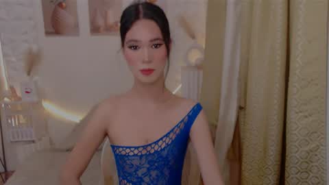 Snapshot of candy_asian69 chatting on May 2026 11:27:01 AM Candy online show from May 2026 11:27:01 AM