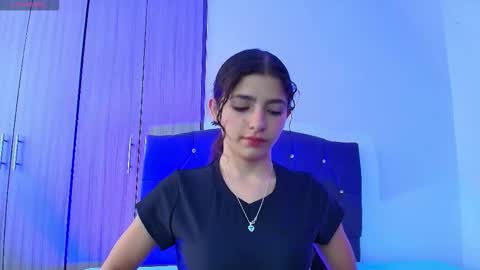 Snapshot of candy_blissx chatting on September 2025 11:46:02 AM candy_blissx online show from September 2025 11:46:02 AM