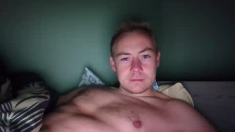 candy_boy_xoxo online show from June 2026 10:41:01 PM