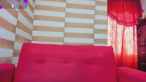 Snapshot of candy_browm1 chatting on February 2025 06:33:01 PM Candy Brown online show from February 2025 06:33:01 PM